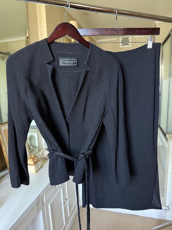 Richard Tyler Couture Dresses & Skirts - Richard Tyler Couture Black Textured Wool Skirt Suit Set